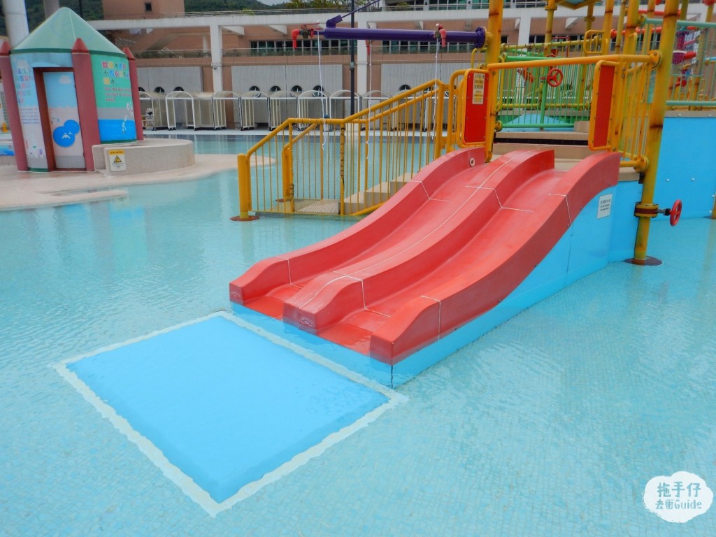 6.LeisurePool-redslide-detail copy